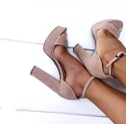 YrotiQ Higher Ground Heels