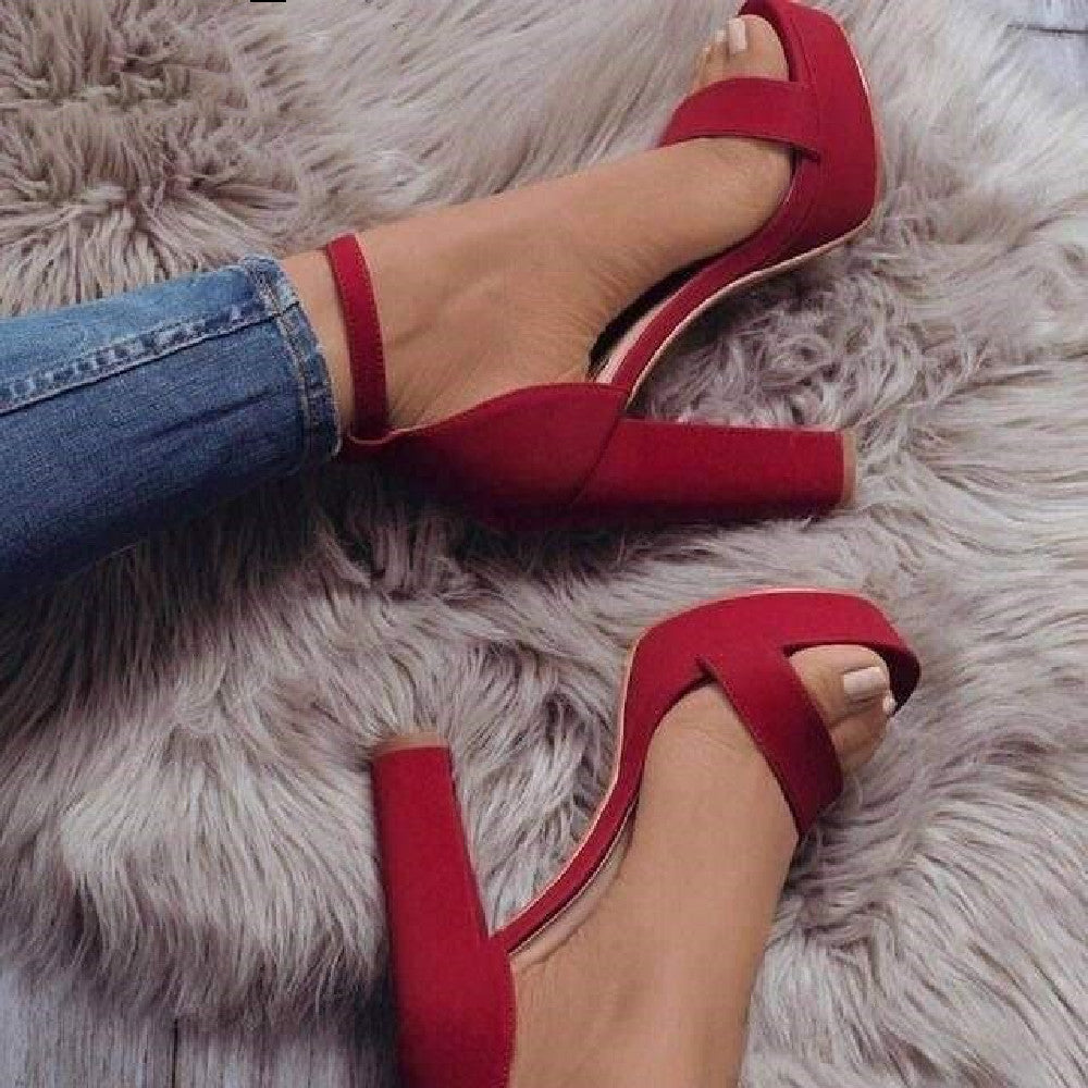 YrotiQ Higher Ground Heels